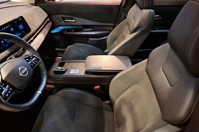 Nissan Ariya EVOLVE, e-4ORCE, Panorama, HUD, Matrix+++