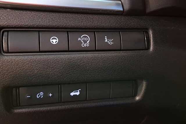 Nissan Qashqai 4WD XTRONIC, 1.3 DIG-T, 158Hk. Tekna, Bose+++