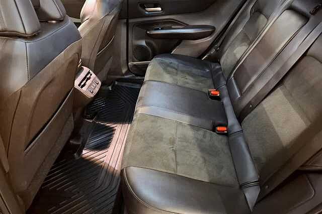 Nissan Ariya EVOLVE, e-4ORCE, Panorama, HUD, Matrix+++