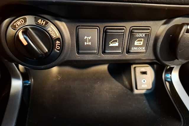 Nissan Navara DCI DOUBLE CAB. Lysb&oslash;yle, Velteb&oslash;yle, Xtra-Lys+++