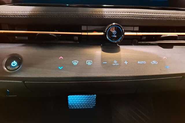Nissan Ariya EVOLVE, e-4ORCE, Panorama, HUD, Matrix+++