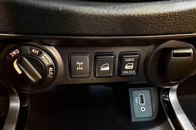 Nissan Navara ARCTIC TRUCKS (AT35) 4x4 Automat, N-Guard, Double Cab